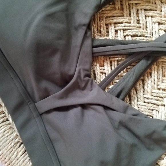 Stash It All Bra NWT Lululemon Dark olive green - Picture 3 of 7